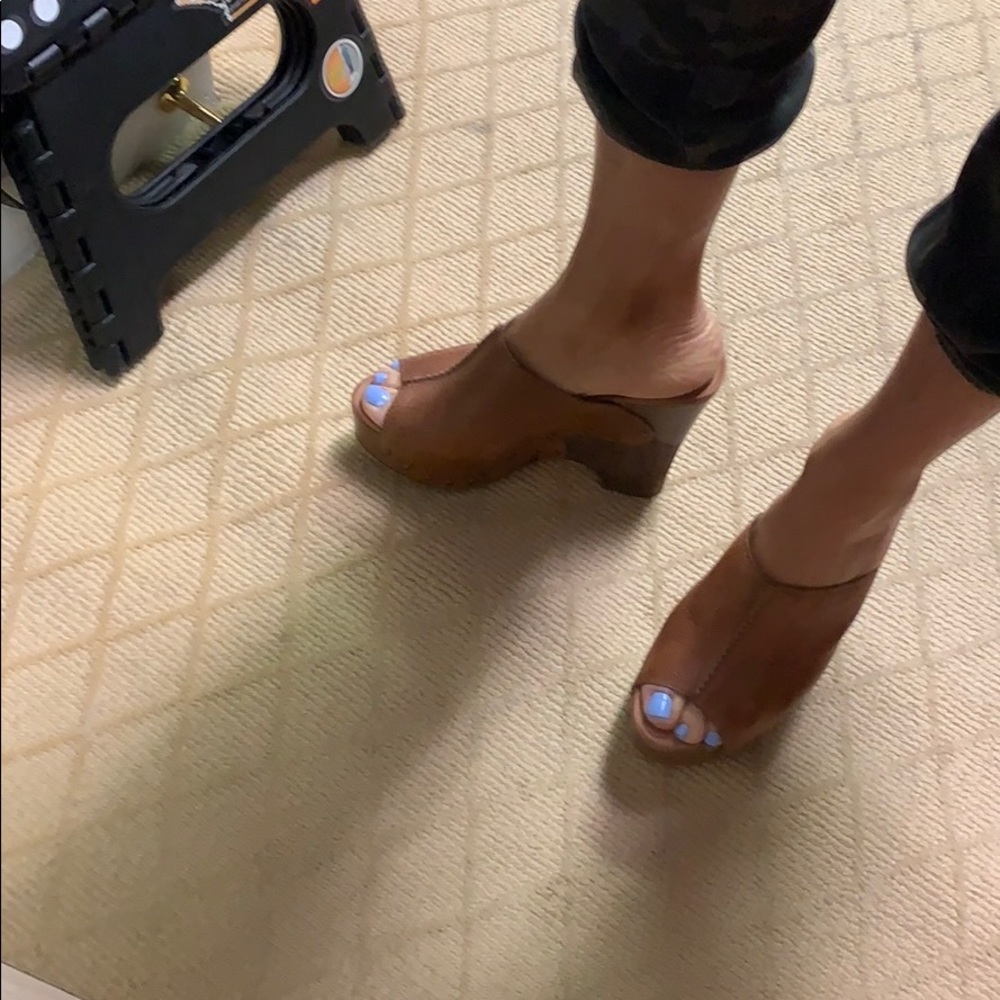 Slide shoes - Picture 3 of 3